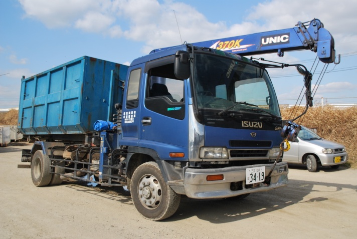 産業廃棄物収集車